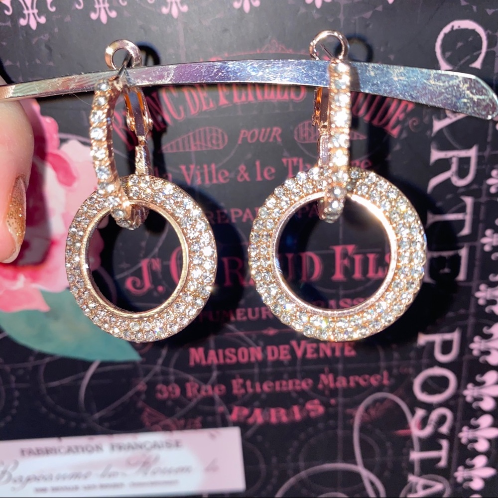 🔥HP🔥Sparkly Rose Gold Rhinestone Drop Earrings NEW - Picture 3 of 8